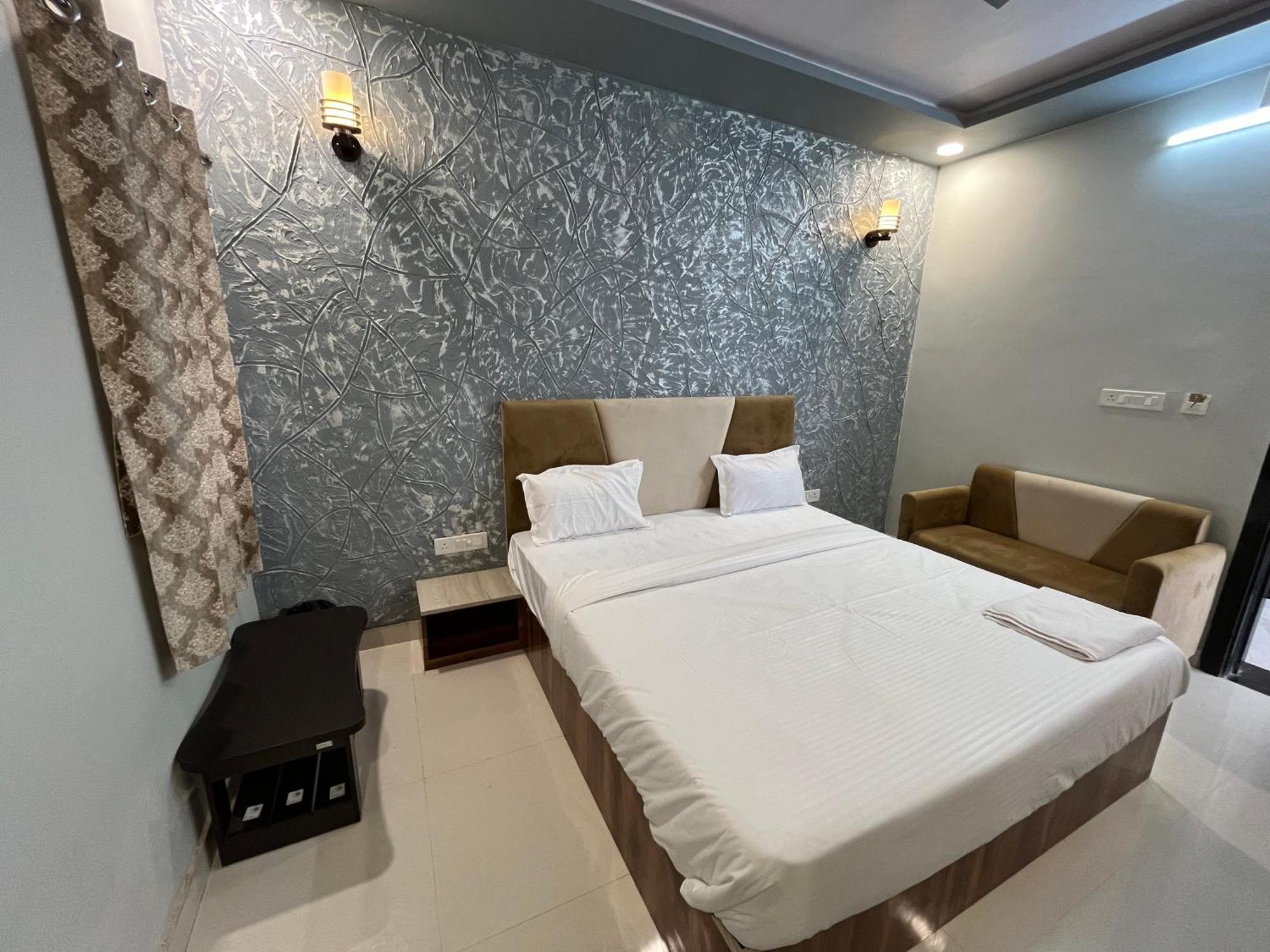 Hotel Rahat Jhalawar Exterior foto